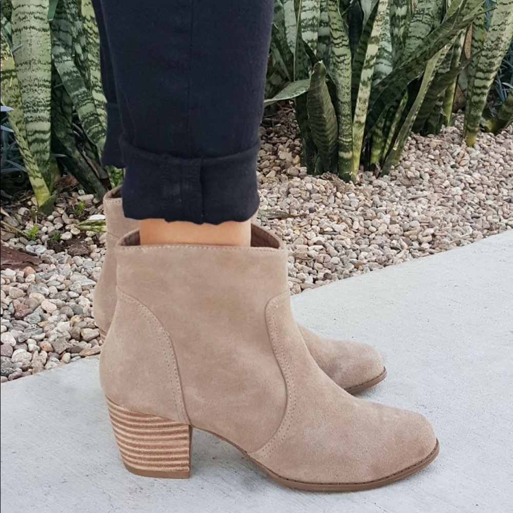 Sole Society Romy Western Booties